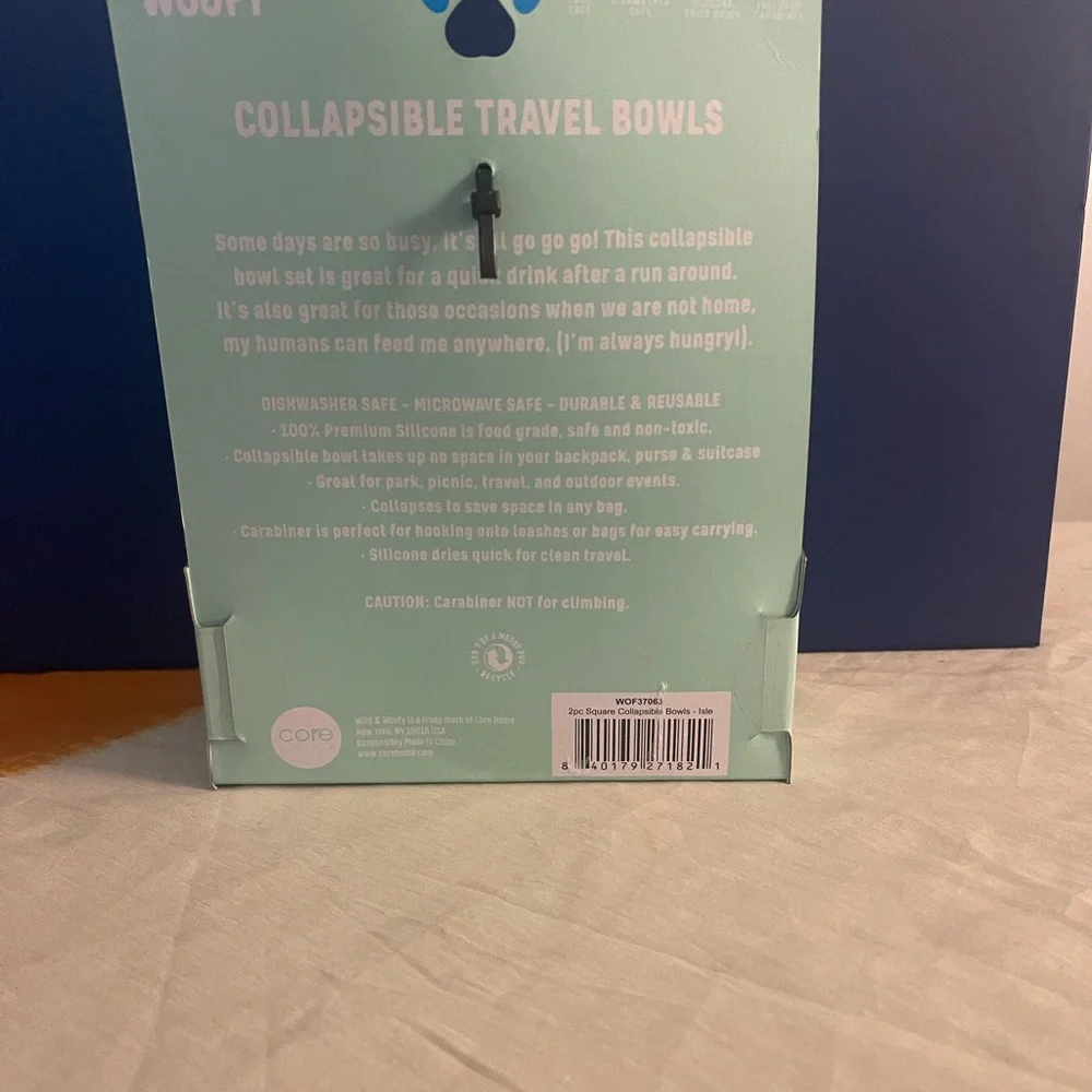 #533-Brand New, Never Used, No Tag, Wild & Woofy 2pc Set Collapsible Travel Bowl